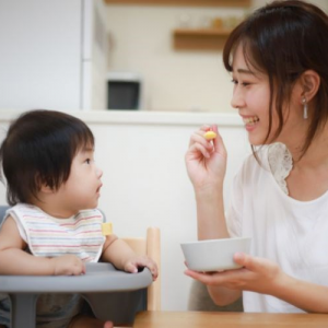 loi-ich-va-cac-luu-y-khi-cho-tre-su-dung-yen-sao